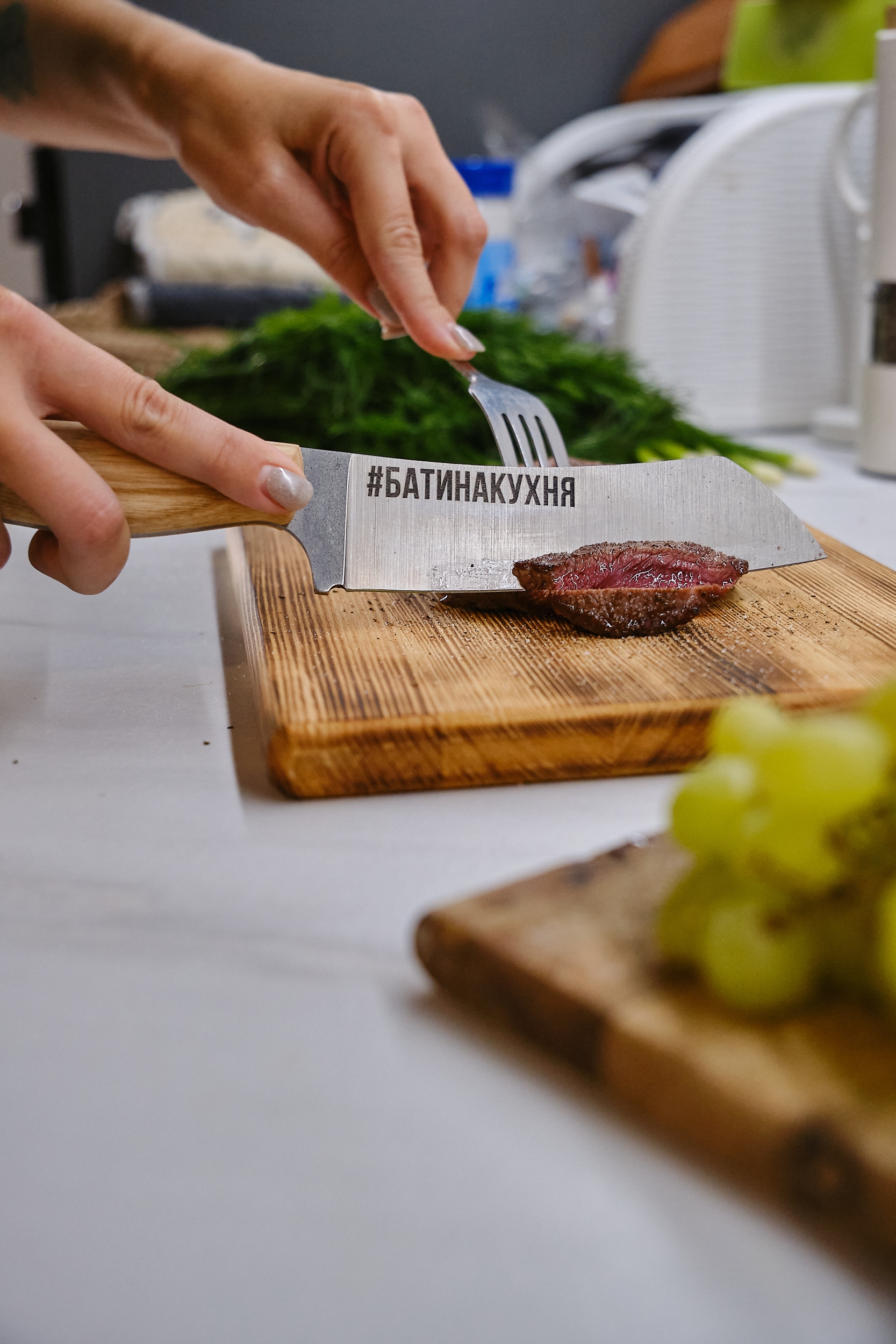 Работа кипит