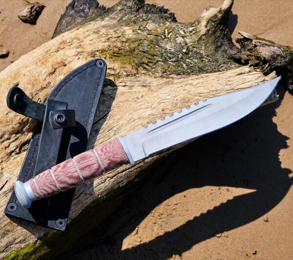 Лагерный нож Рэмбо