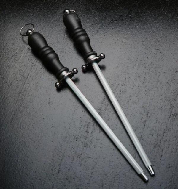 Металлический мусат